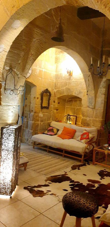 Bedroom Buddha con bagno esterno Kerċem Exterior foto