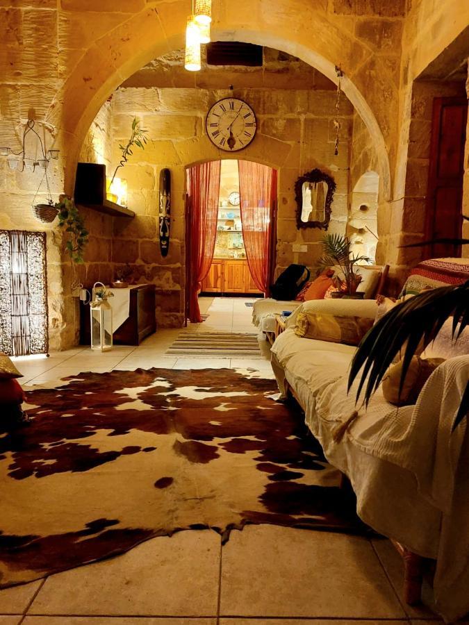 Bedroom Buddha con bagno esterno Kerċem Exterior foto
